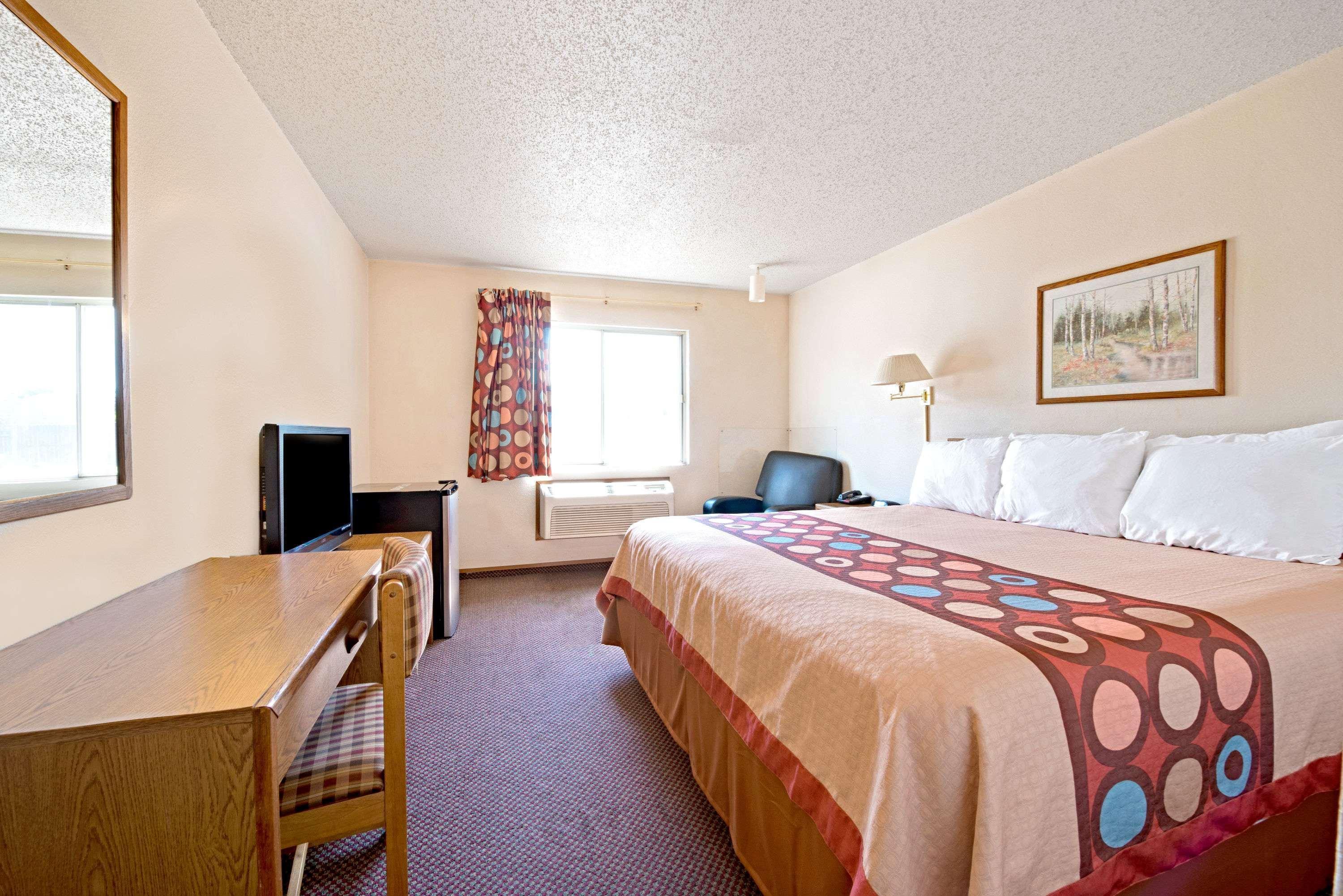 Super 8 By Wyndham Plano/Dallas Area Eksteriør billede